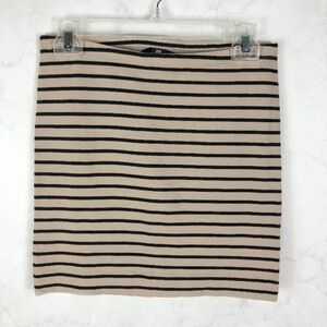 [H&M] Classic Stripe Skirt